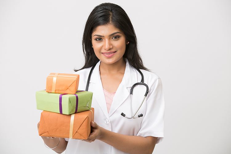 best gifts for nurses - featured image